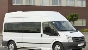 Микроавтобус Ford Transit белый (салон ткань) - 1